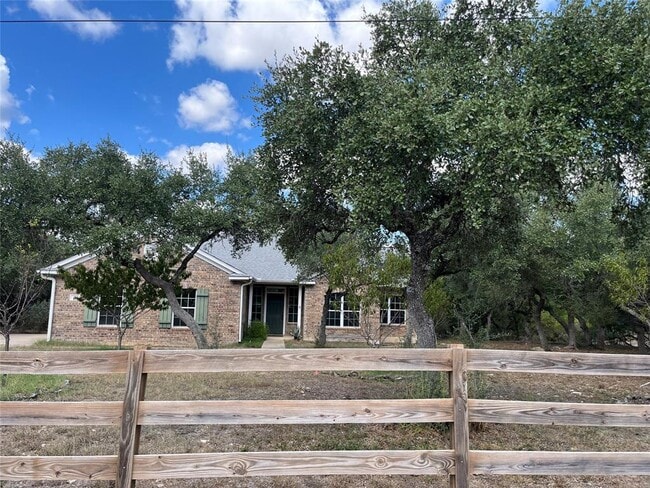 Building Photo - 205 Homestead Rd