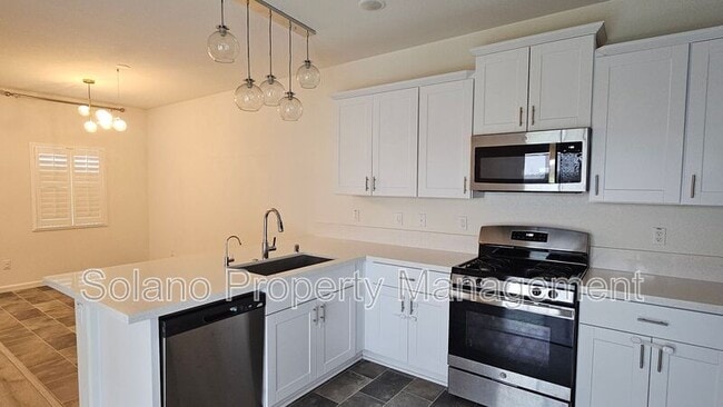 Building Photo - 1205 Niemann St