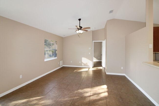 Foto del edificio - North Port Annual Home for Rent