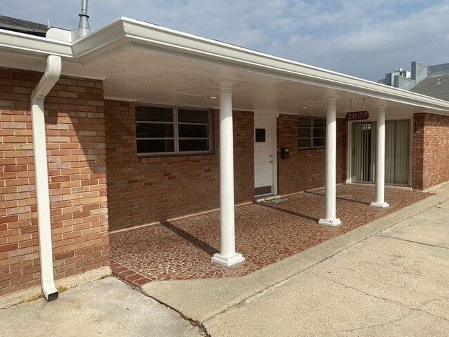 Photo - 2009 Athania Pkwy Townhome