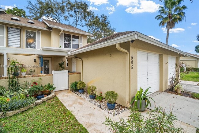 Foto del edificio - 505 Maplewood Dr