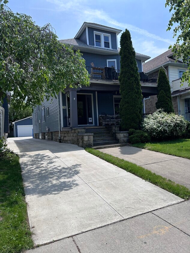 1697 Hertel Ave Unit 1 Lower, Buffalo, NY 14216 Apartments in