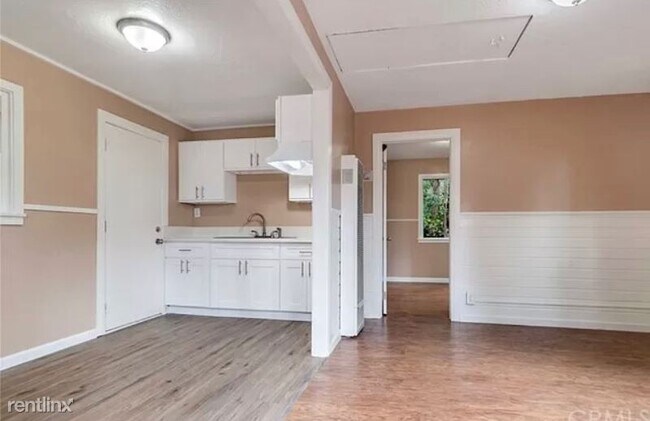 Building Photo - 1 br, 1 bath House - 23509 Lake Dr