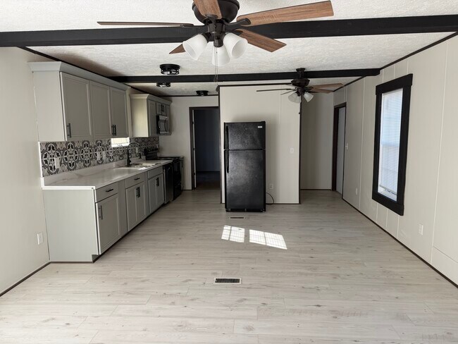 Building Photo - 2101 Ladnier Rd