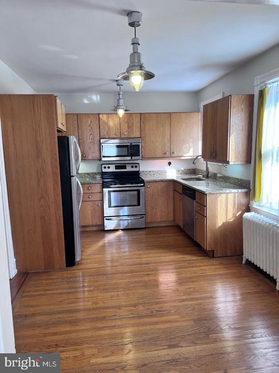 111 Chestnut Ave, Narberth, PA 19072 Room for Rent in Narberth, PA