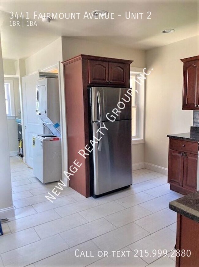 Building Photo - Newly renovated, junior 1 bedroom, 1 bathr...