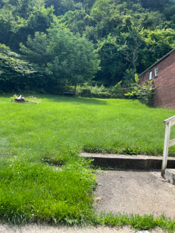 Foto del edificio - 713 Freeport Rd