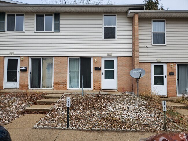 Kenbrooke Court Condominiums Apartments for Rent Kalamazoo MI 44 Kenbrooke Court Condominiums Apartments for Rent Kalamazoo MI 44