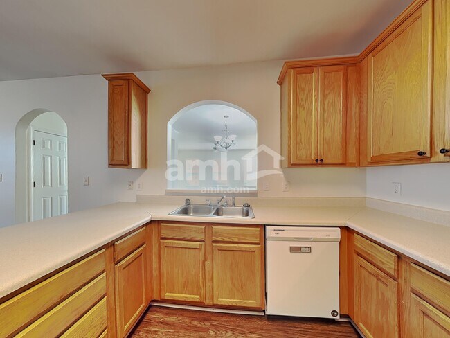 Foto del edificio - 4669 Liberty Square Dr