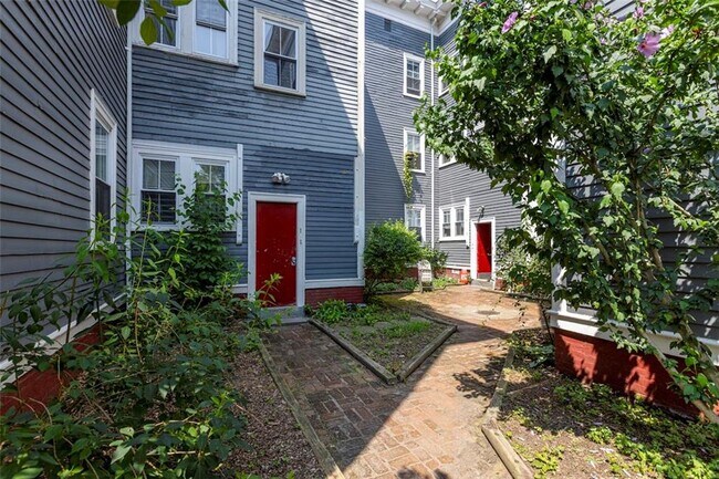Building Photo - 1630 Westminster St