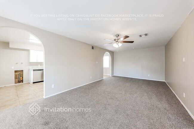 Building Photo - 5102 N 61st Dr