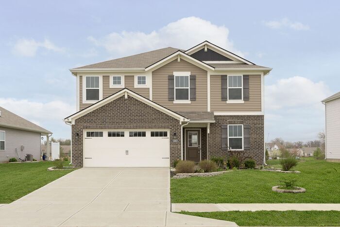 Primary Photo - Newer 5 Bed 3 Full Bath in Great Avon Loca...