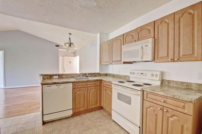 Building Photo - 5701 Riverside Dr