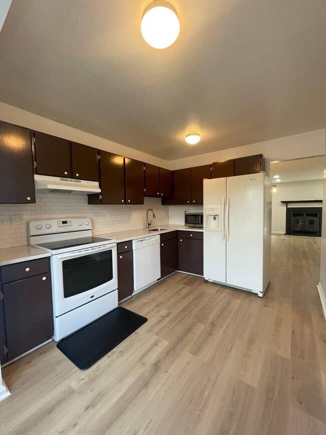 Foto del edificio - 4141 Pleasant Meadow Ct