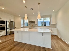 Building Photo - 2543 Elderberry Ln