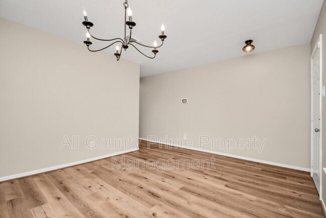 Foto del edificio - 21910 Willow Shade Ln