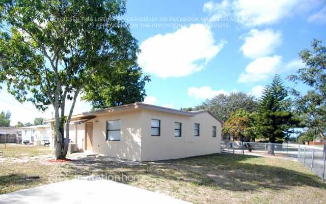 Building Photo - 641 N 68th Way