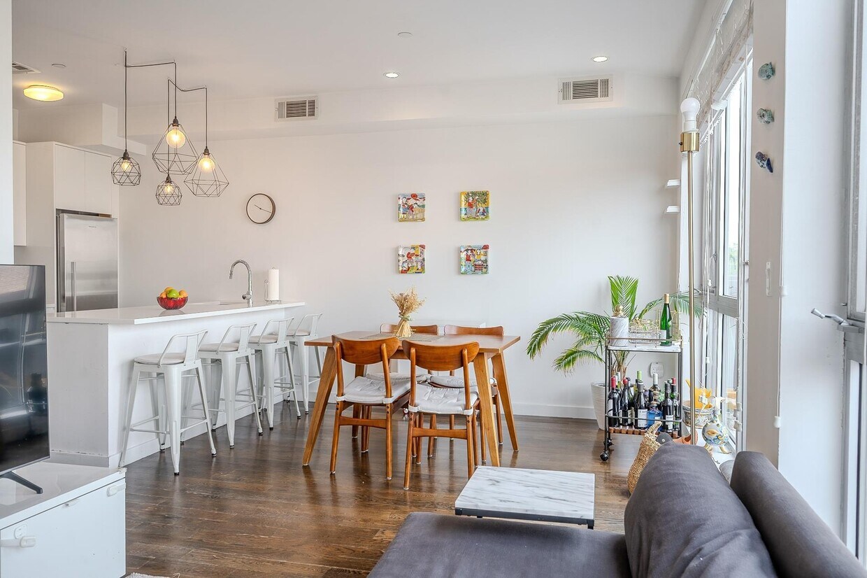 Foto principal - 307 Cooper St
