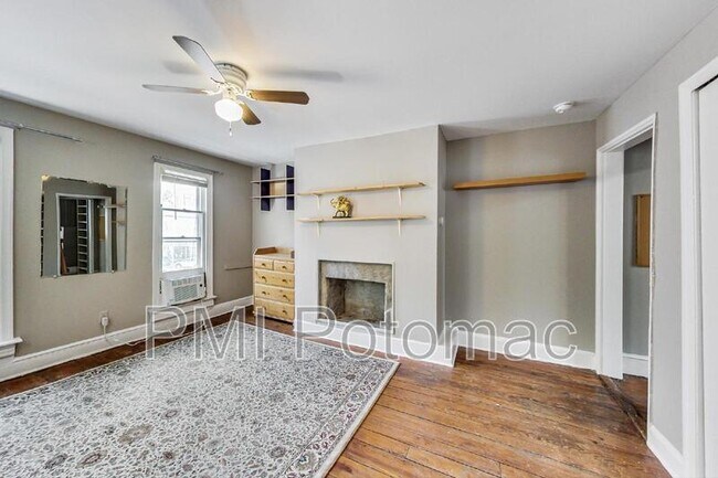 Foto del edificio - 3206 O St NW