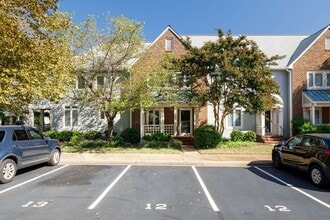 Building Photo - 9154 Lakeland Dr