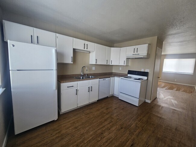 Foto del edificio - 3417 Fairview Dr