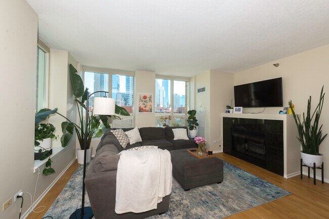 Foto del edificio - 600 N Kingsbury St