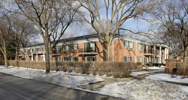 Primary Photo - Brittany Place Condominiums
