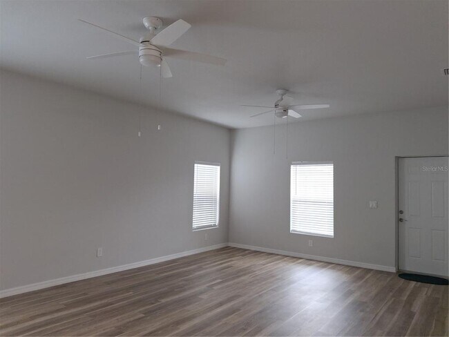 Building Photo - 1510 Las Villas Blvd