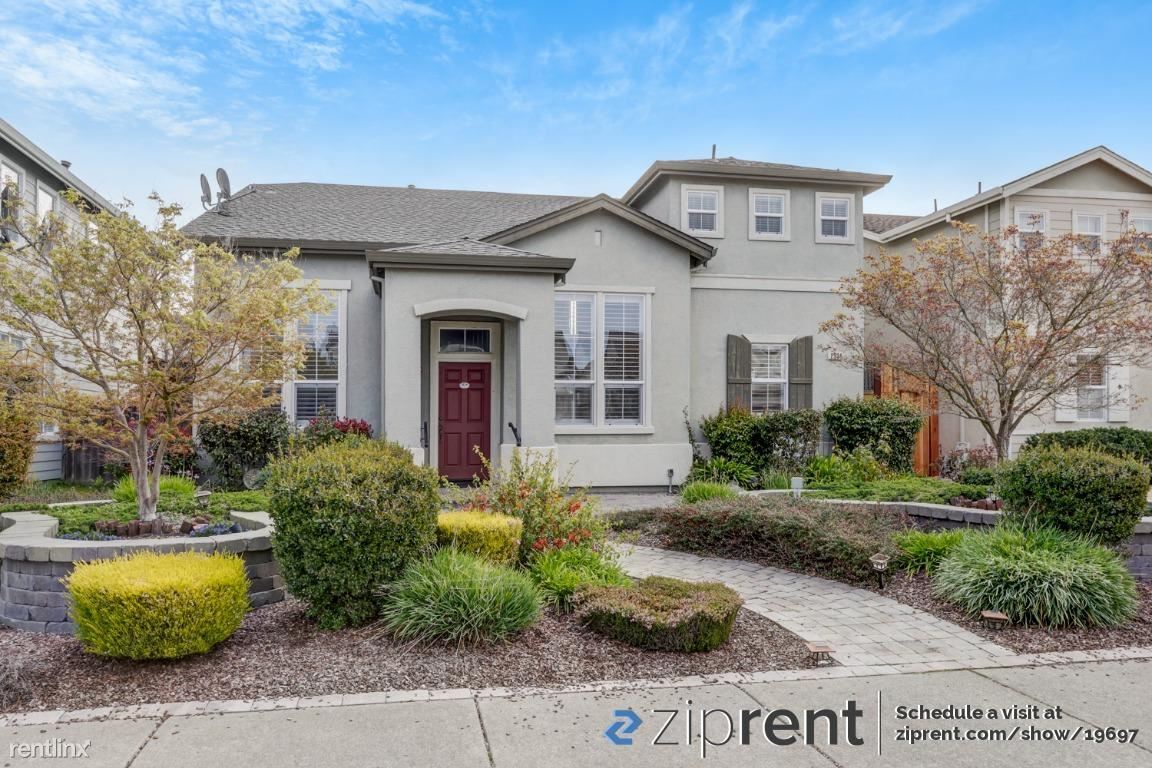 Foto principal - 4 br, 3 bath House - 2938 Sweet Grass Ln, ...
