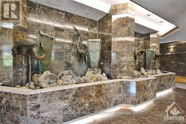 Building Photo - 2760 Carousel Crescent