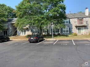 Building Photo - 101 Quince Ct