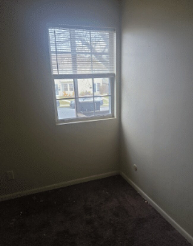 Building Photo - 442 S 18th St