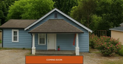 Building Photo - 601 W Park Dr
