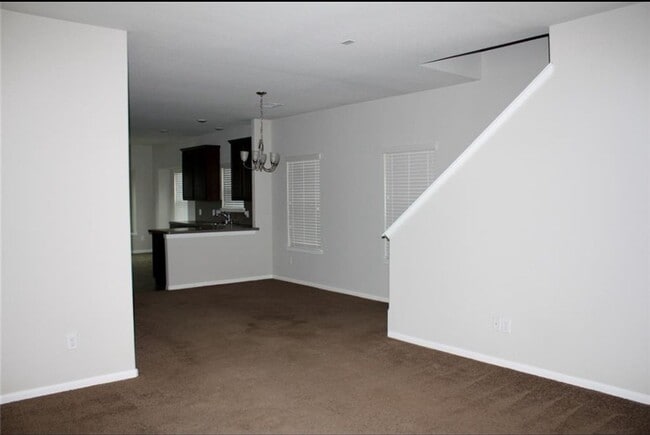 Foto del edificio - 5107 Misty Ln