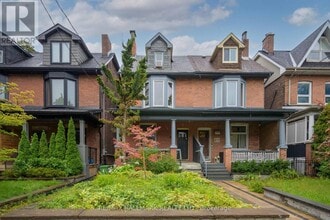 Building Photo - 806 Logan Ave