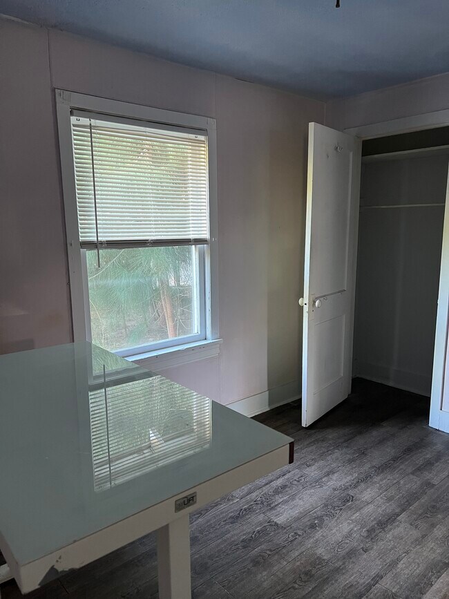 Foto del edificio - 1516 Carmel Ave