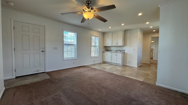Foto del edificio - 2020 Lark Ln NW