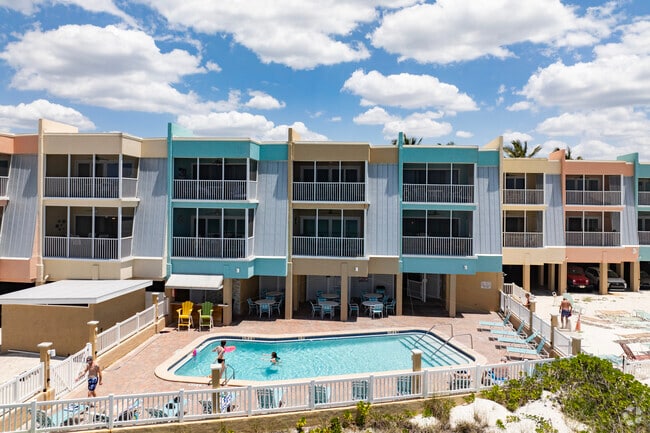 Building Photo - LaCosta Condominium
