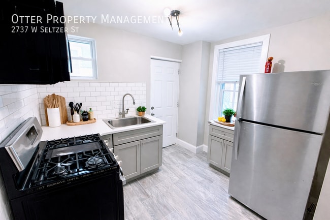 Foto del edificio - 2737 W Seltzer St