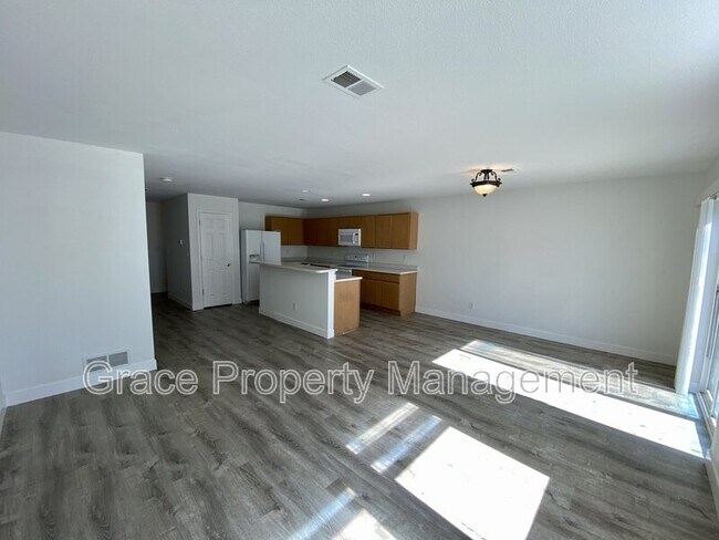 Foto del edificio - 19229 E 58th Ave
