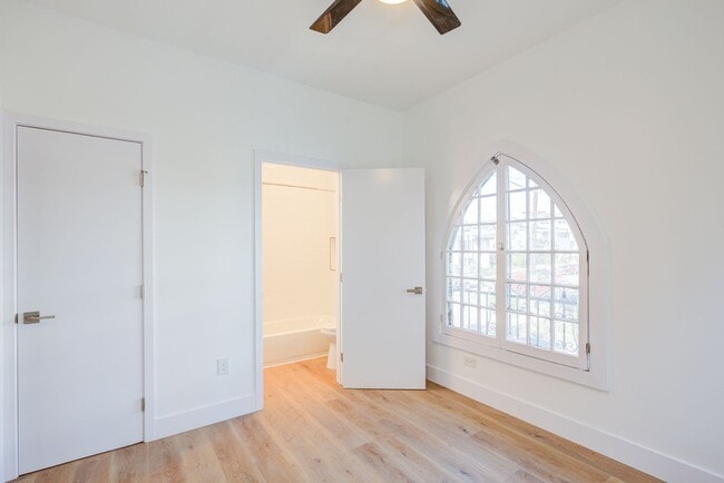 Building Photo - Lexington Residences