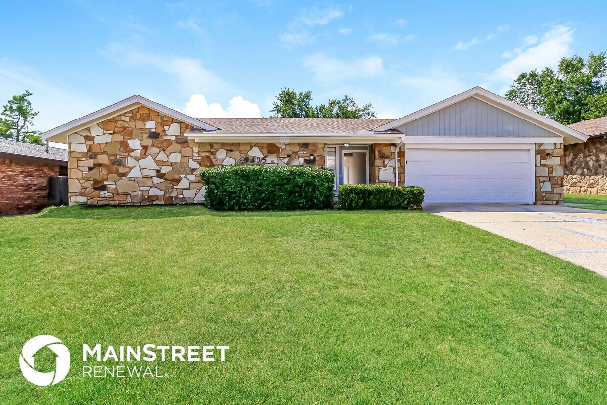 Foto principal - 9405 Briarcreek Dr