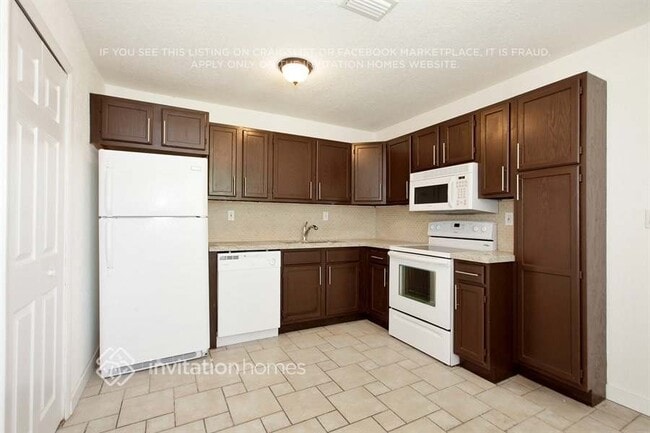 Foto del edificio - 8171 SW 7th St