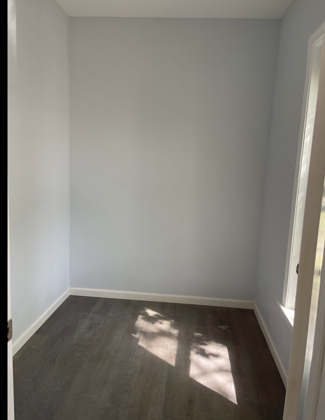 Bonus Room - 56 N Main St