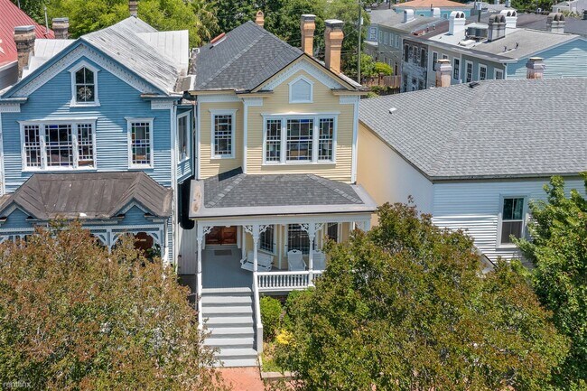 Building Photo - 3 br, 3 bath House - 412 E Gaston St