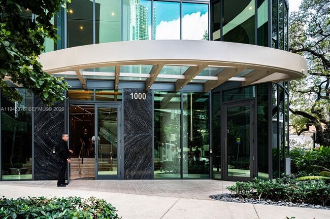 Building Photo - 1000 Brickell Plaza