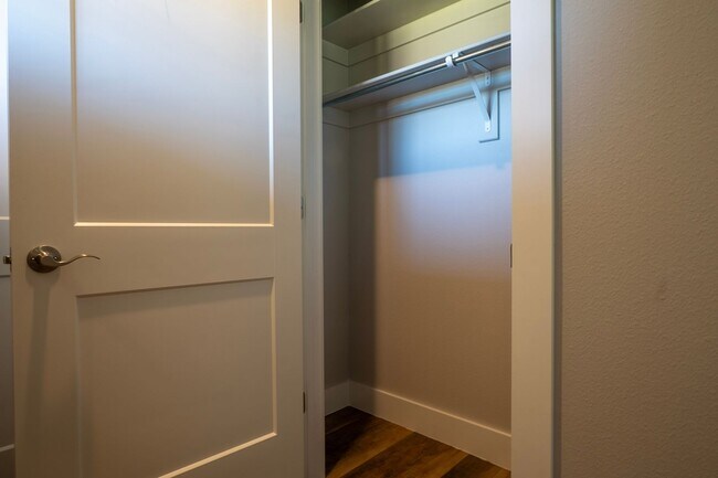 Foto del edificio - 1733 Booker Cir
