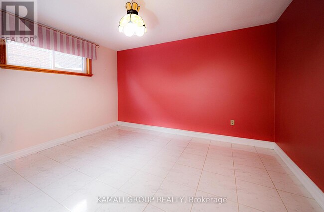 Building Photo - 38 Spruce Ave