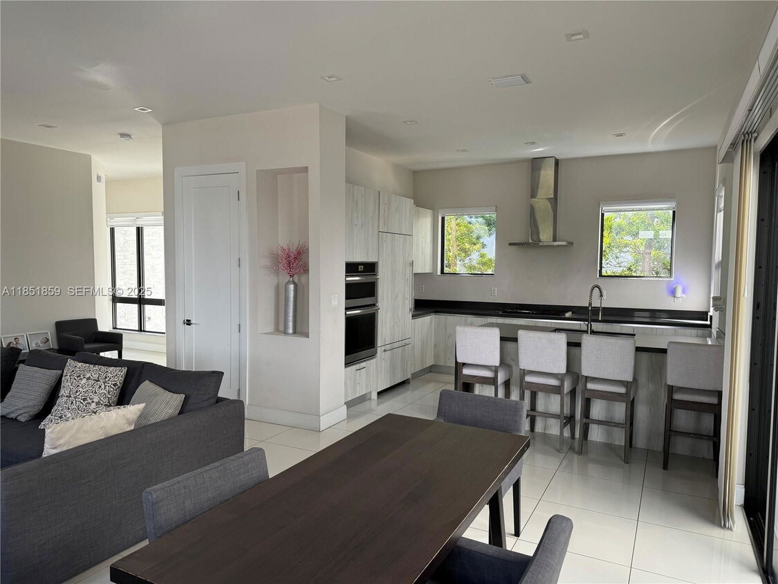 Photo - 8283 Northwest 47th Lane, Doral, FL 33166 - 4 BR 3.5 BA house