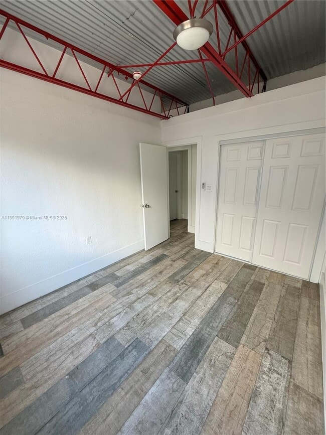 Building Photo - 214 NW 11th St
